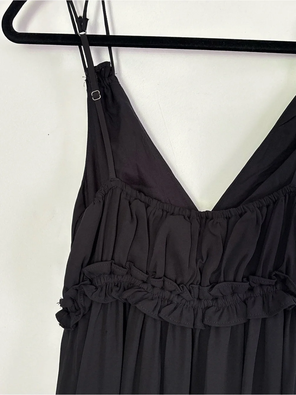 Abercrombie & Fitch Floaty Femme Black Vneck Double strap Tiered Dress Small N59
